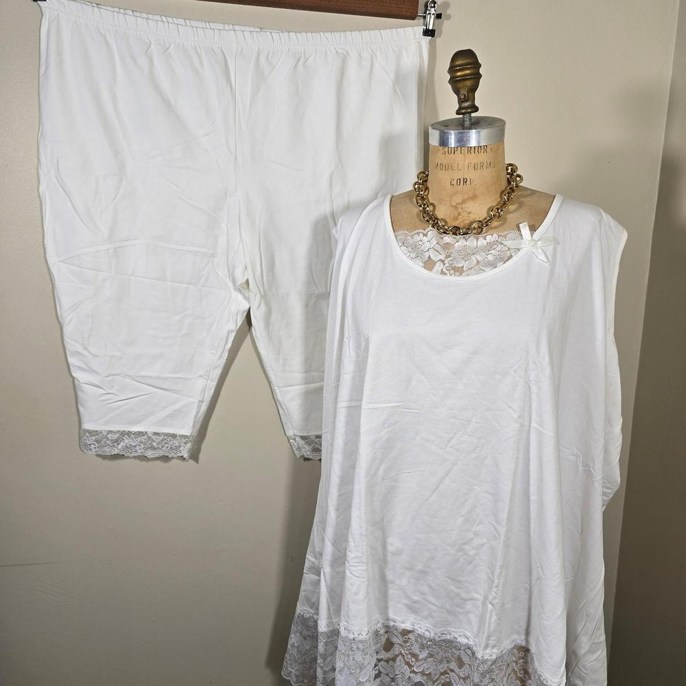 Roaman's white lace trim pajama set size 3X 30/32